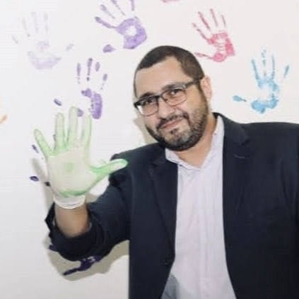 Dr. Natan Monsores
