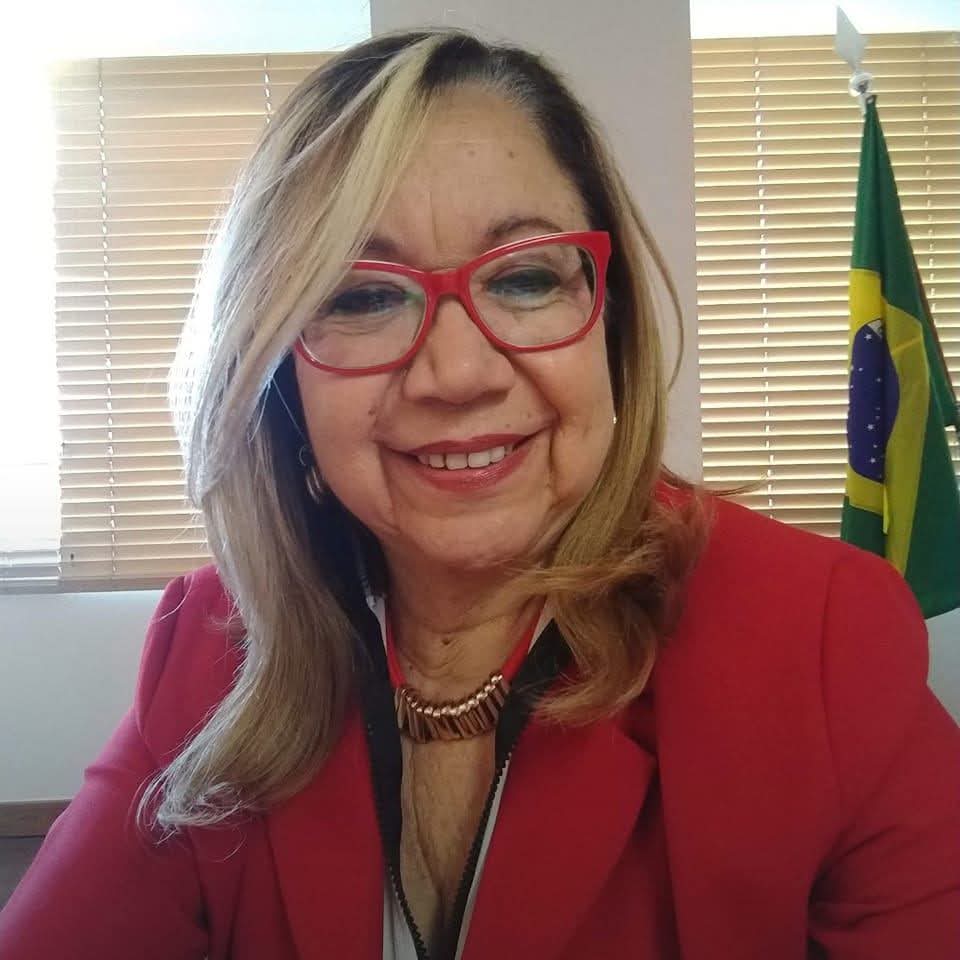 Dra. Cristina Penna